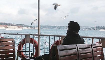 开云集团中国官网-爵士大将戈贝尔连续场砍下+板，戈贝尔27+12爵士轻取雄鹿